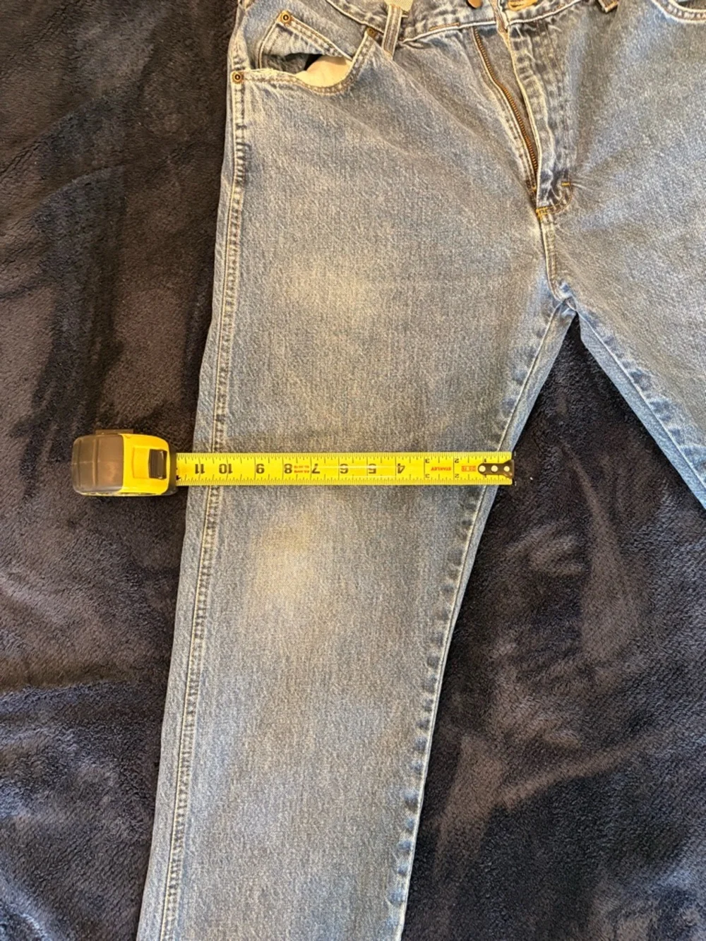 Wrangler Men's Classic Blue Relaxed Fit Jeans - Picture 4 of 7